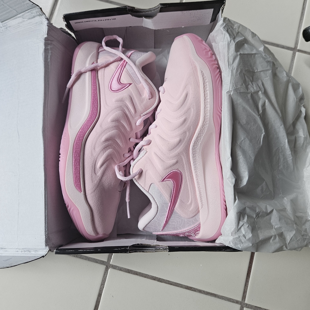 BRAND NEW! Nike KD17 Aunt Pearl Pink Foam  FZ 1519-600 Athletic Shoes